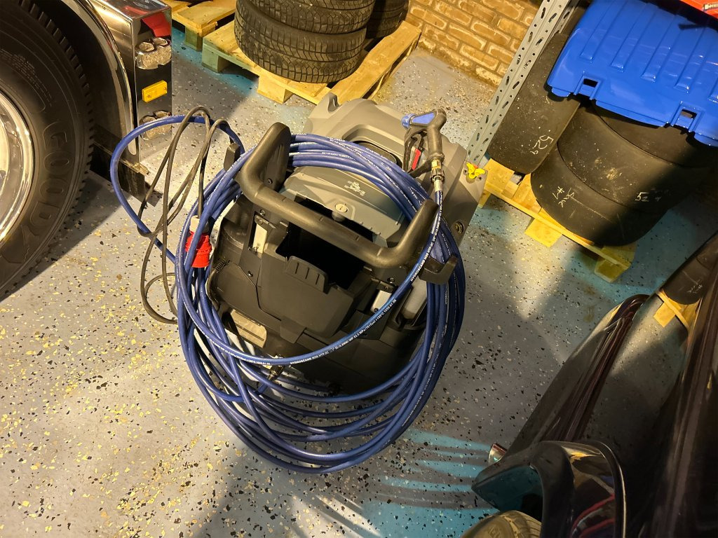 Kärcher HDS 7/16 C - Hidrolimpiadora: foto 4 Kärcher HDS 7/16 C - Hidrolimpiadora: foto 4