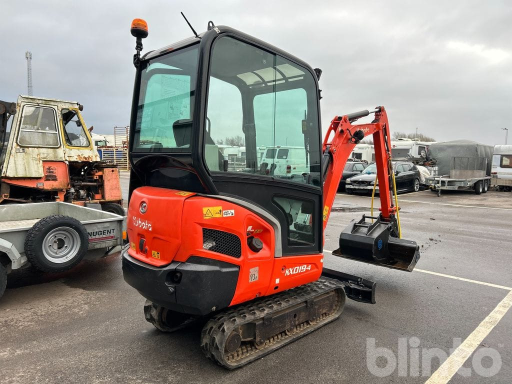Kubota KX019-4 - 2 redskap - Miniexcavadora: foto 5 Kubota KX019-4 - 2 redskap - Miniexcavadora: foto 5