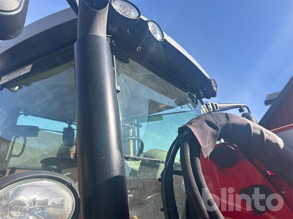 Tractor MASSEY FERGUSON 5713 SL Dyna 6: foto 38