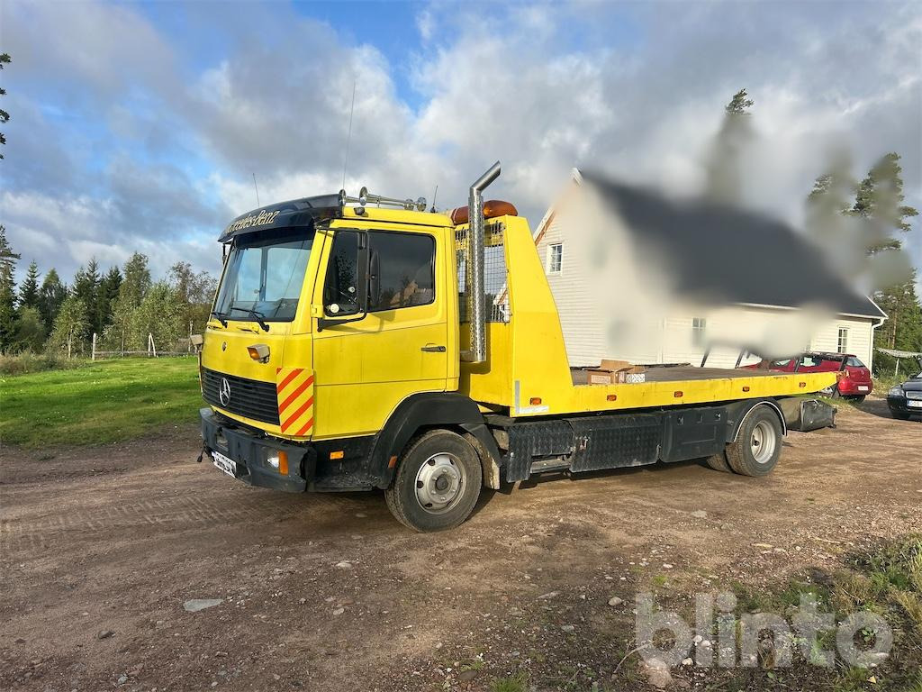 MERCEDES BENZ 817 - Grua de remolque autos: foto 1 MERCEDES BENZ 817 - Grua de remolque autos: foto 1