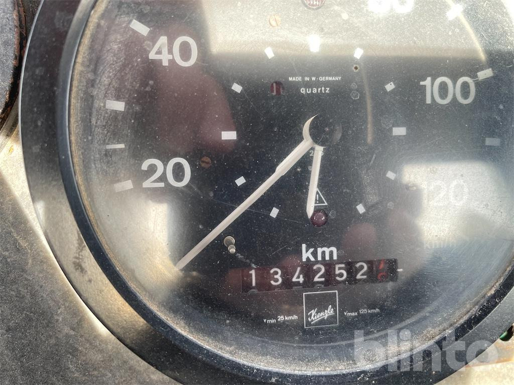 Mercedes Benz Unimog 424 (1981) - Camión caja abierta: foto 5 Mercedes Benz Unimog 424 (1981) - Camión caja abierta: foto 5