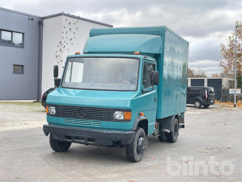 Mercedes Benz Vario 711 D (1995) - Camión caja cerrada: foto 1 Mercedes Benz Vario 711 D (1995) - Camión caja cerrada: foto 1