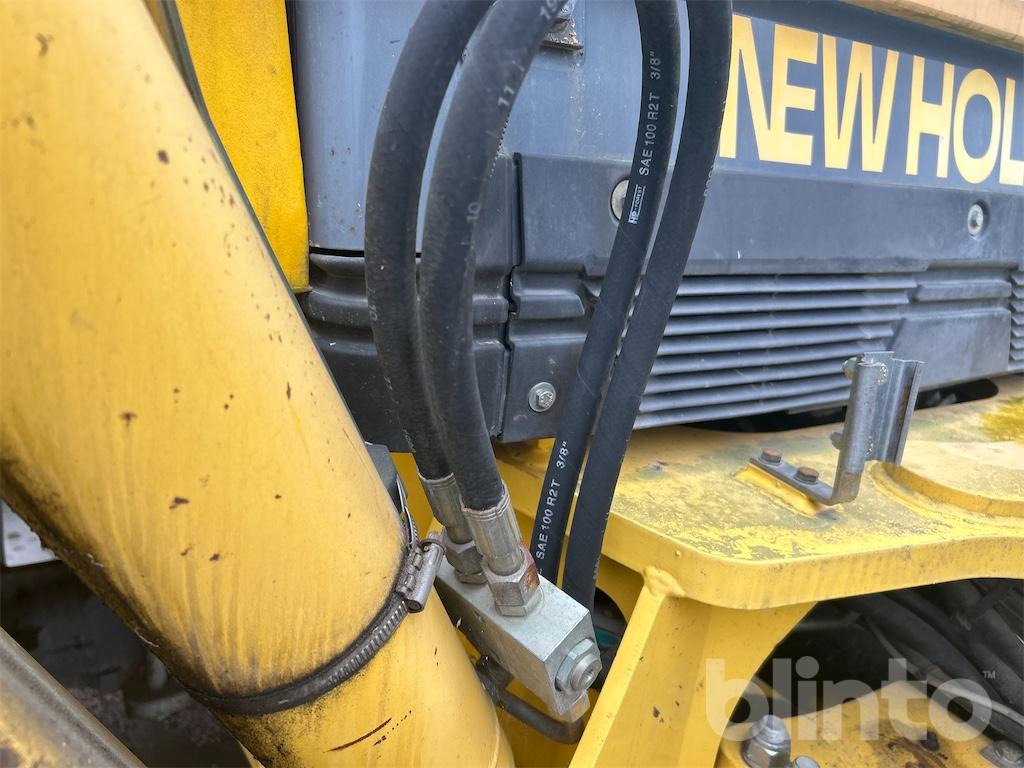 Retroexcavadora New Holland LB115 4WD: foto 46