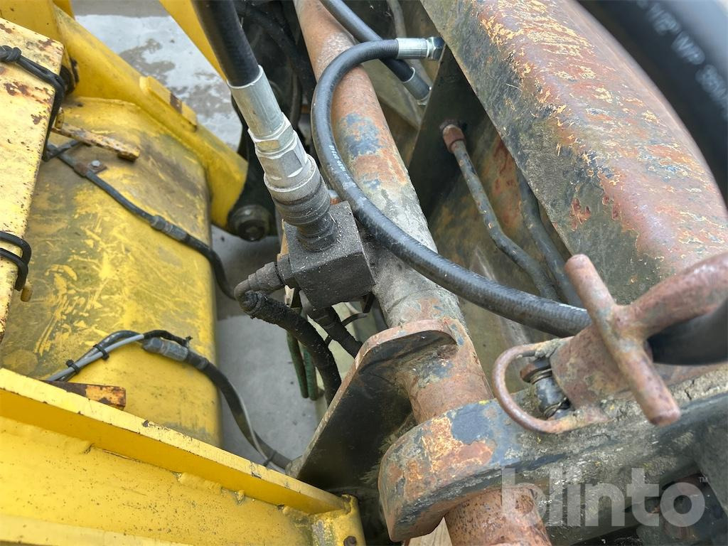 Retroexcavadora New Holland LB115 4WD: foto 26