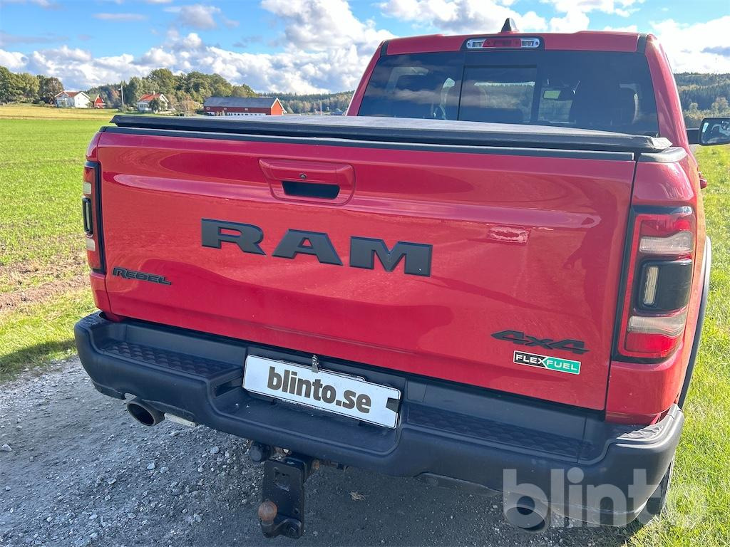 RAM 1500 Rebel V8 4x4 - Pick-up: foto 4 RAM 1500 Rebel V8 4x4 - Pick-up: foto 4