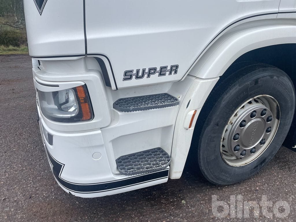SCANIA R580 B6X2NB Nextgen - Camión lona: foto 5 SCANIA R580 B6X2NB Nextgen - Camión lona: foto 5
