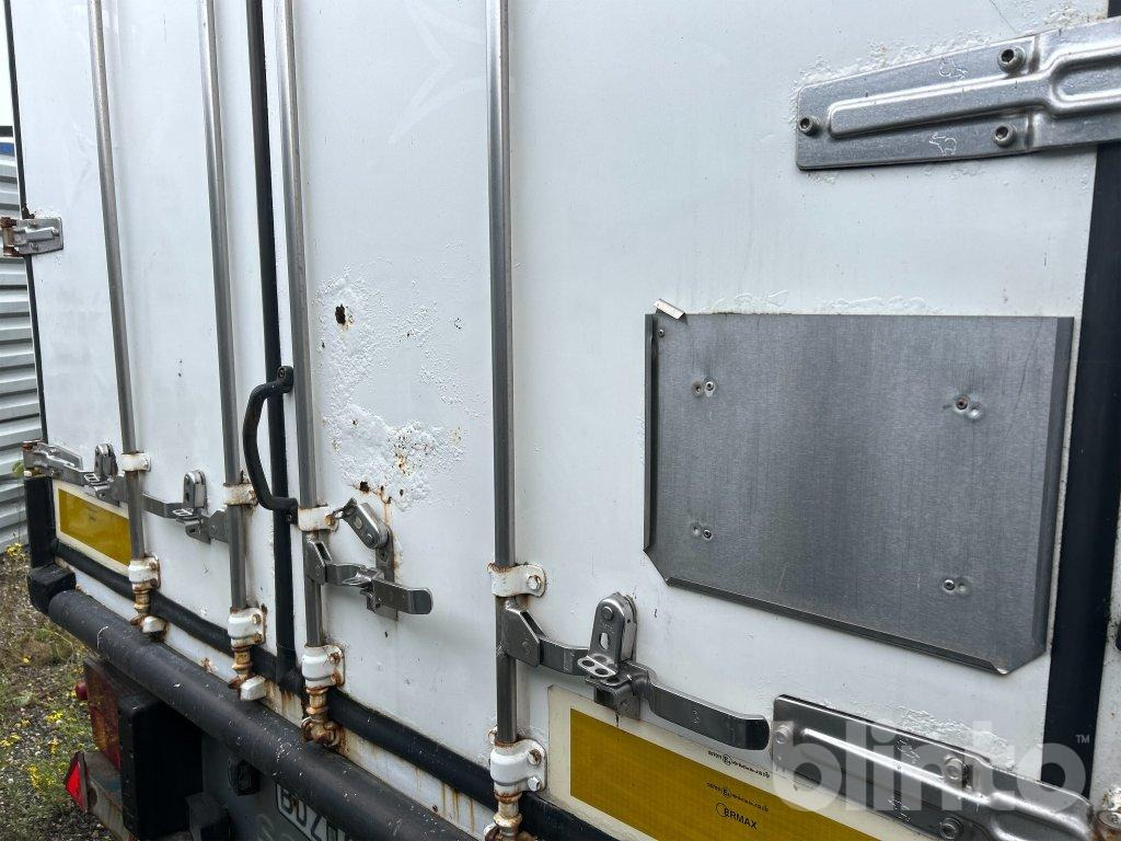 SCHMITZ SKO 24 - Semirremolque isotérmico: foto 5 SCHMITZ SKO 24 - Semirremolque isotérmico: foto 5