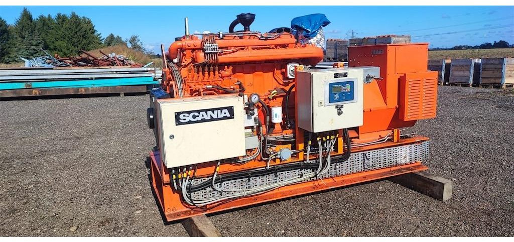 Scania DS 9 95 - Stamford USM 274 H - Generador industriale: foto 1 Scania DS 9 95 - Stamford USM 274 H - Generador industriale: foto 1