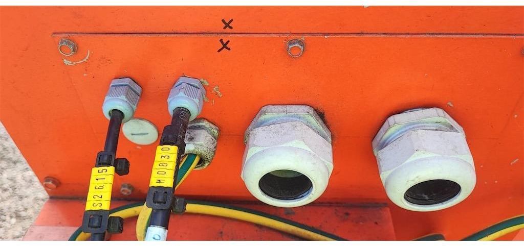 Scania DS 9 95 - Stamford USM 274 H - Generador industriale: foto 5 Scania DS 9 95 - Stamford USM 274 H - Generador industriale: foto 5