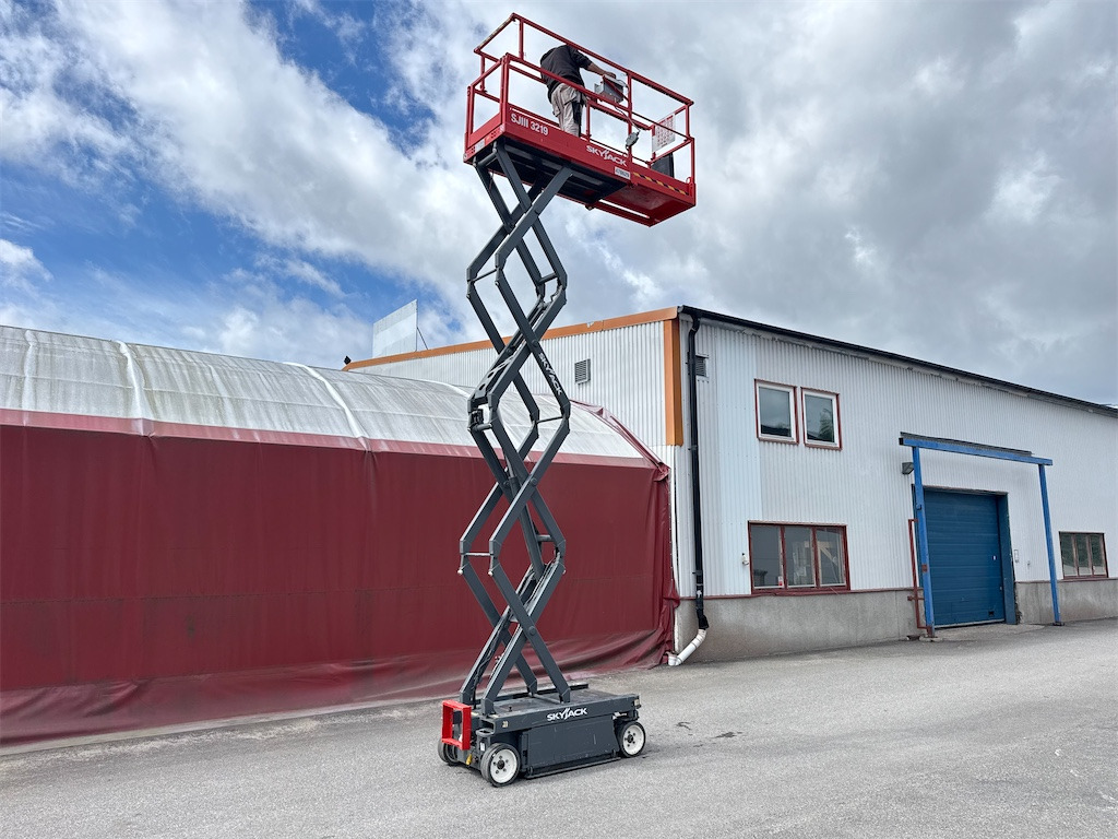Skyjack SJlll 3219 - Plataforma de tijeras: foto 1 Skyjack SJlll 3219 - Plataforma de tijeras: foto 1
