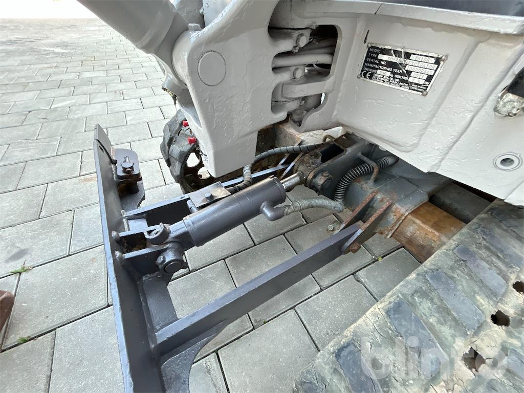 Miniexcavadora Takeuchi TB108 (2011): foto 12