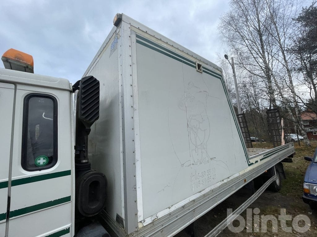 Camión caja abierta VOLVO FL612 4X2 med ramper: foto 8 Camión caja abierta VOLVO FL612 4X2 med ramper: foto 8