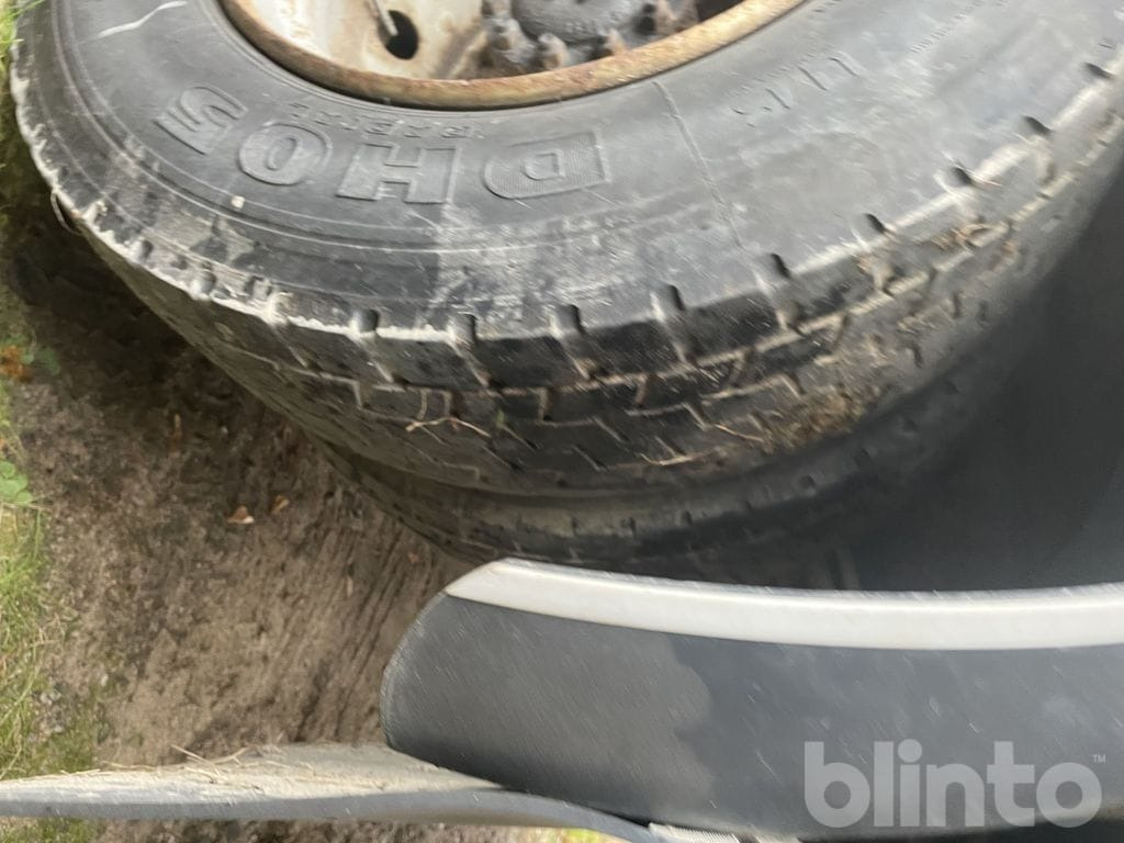 Camión caja abierta VOLVO FL612 4X2 med ramper: foto 44 Camión caja abierta VOLVO FL612 4X2 med ramper: foto 44