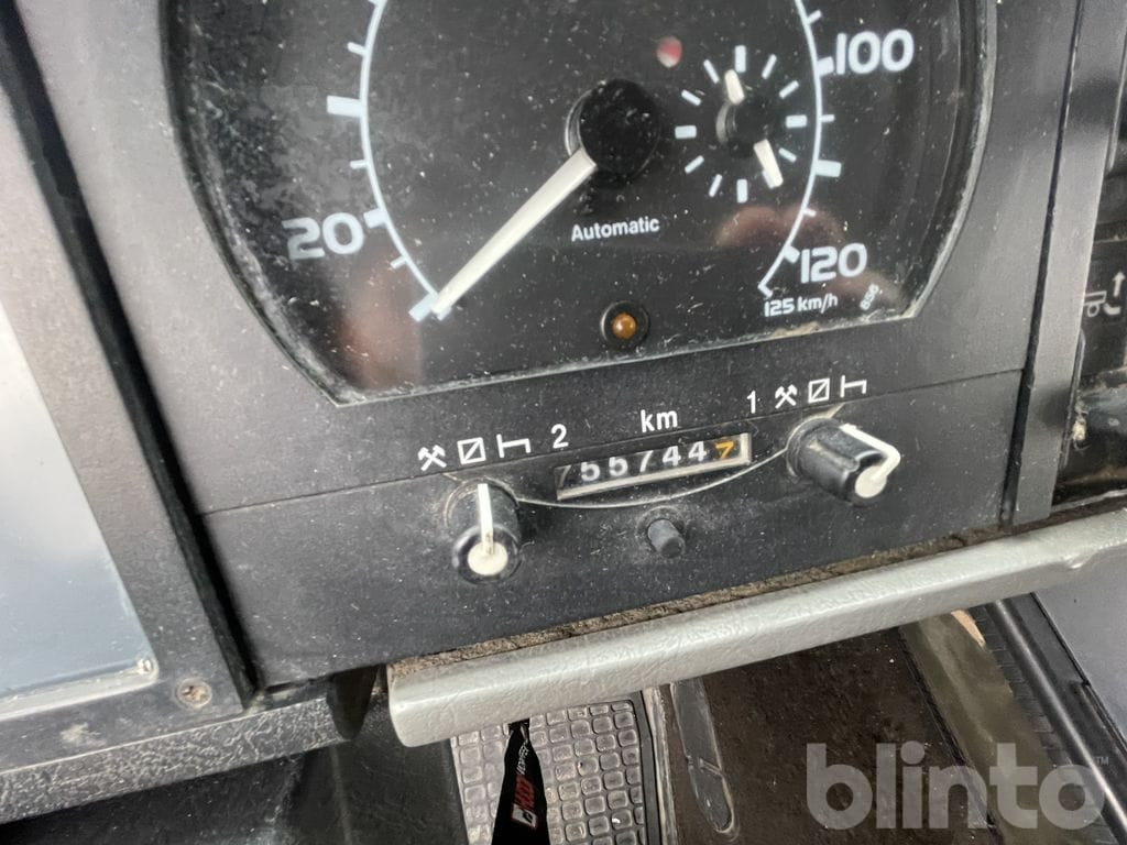 Camión caja abierta VOLVO FL612 4X2 med ramper: foto 7 Camión caja abierta VOLVO FL612 4X2 med ramper: foto 7