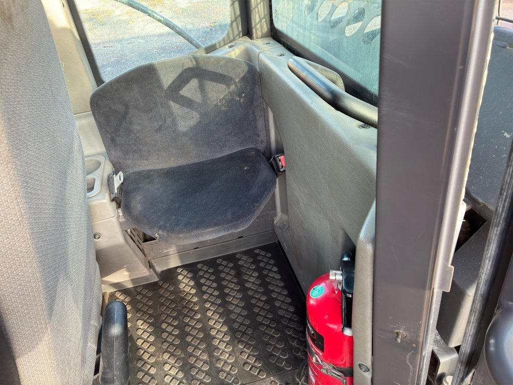 Dúmper articulado Volvo A30F: foto 44