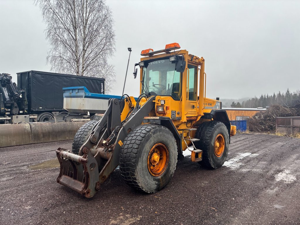 Volvo BM L70B - Cargadora de ruedas: foto 1 Volvo BM L70B - Cargadora de ruedas: foto 1