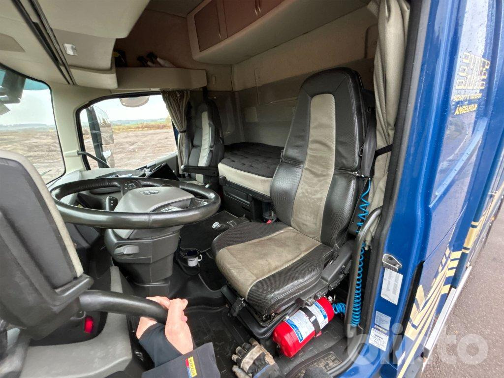 Volvo FH500 6x2 Benalu - Camión volquete: foto 4 Volvo FH500 6x2 Benalu - Camión volquete: foto 4