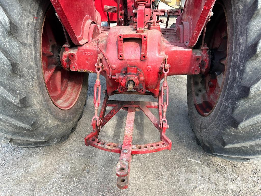 Tractor Volvo T55: foto 15
