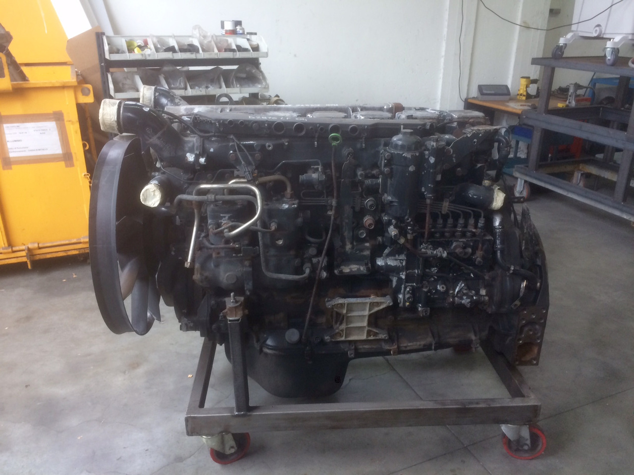 MOTORE COMPLETO MAN D2876LF04 - USATO - KM. 342.000 - Motor: foto 2 MOTORE COMPLETO MAN D2876LF04 - USATO - KM. 342.000 - Motor: foto 2