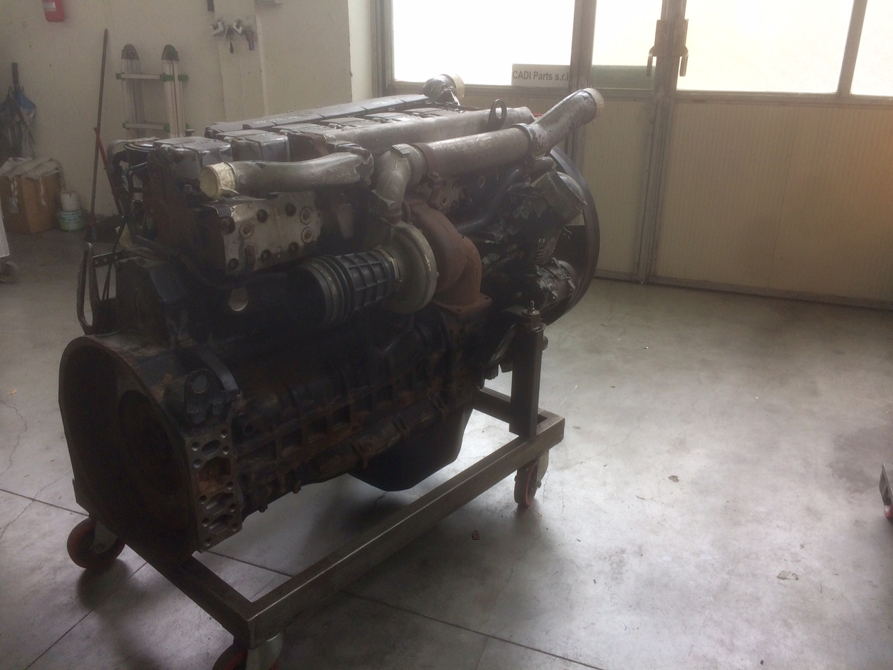 MOTORE COMPLETO MAN D2876LF04 - USATO - KM. 342.000 - Motor: foto 5 MOTORE COMPLETO MAN D2876LF04 - USATO - KM. 342.000 - Motor: foto 5