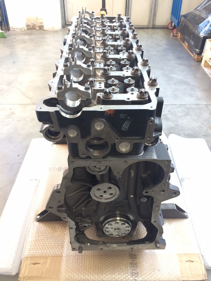 MOTORE MAN D2676LF26 - 440CV - EURO 6 - Motor: foto 4 MOTORE MAN D2676LF26 - 440CV - EURO 6 - Motor: foto 4