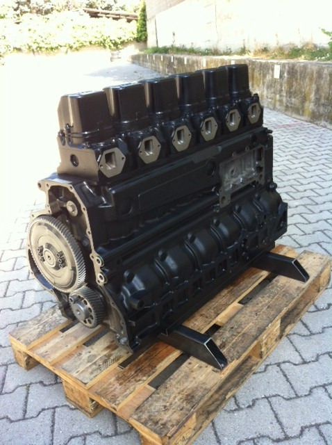 MOTORE MAN D2876LF02 - 460CV - EVB - EURO 2 - Motor: foto 3 MOTORE MAN D2876LF02 - 460CV - EVB - EURO 2 - Motor: foto 3