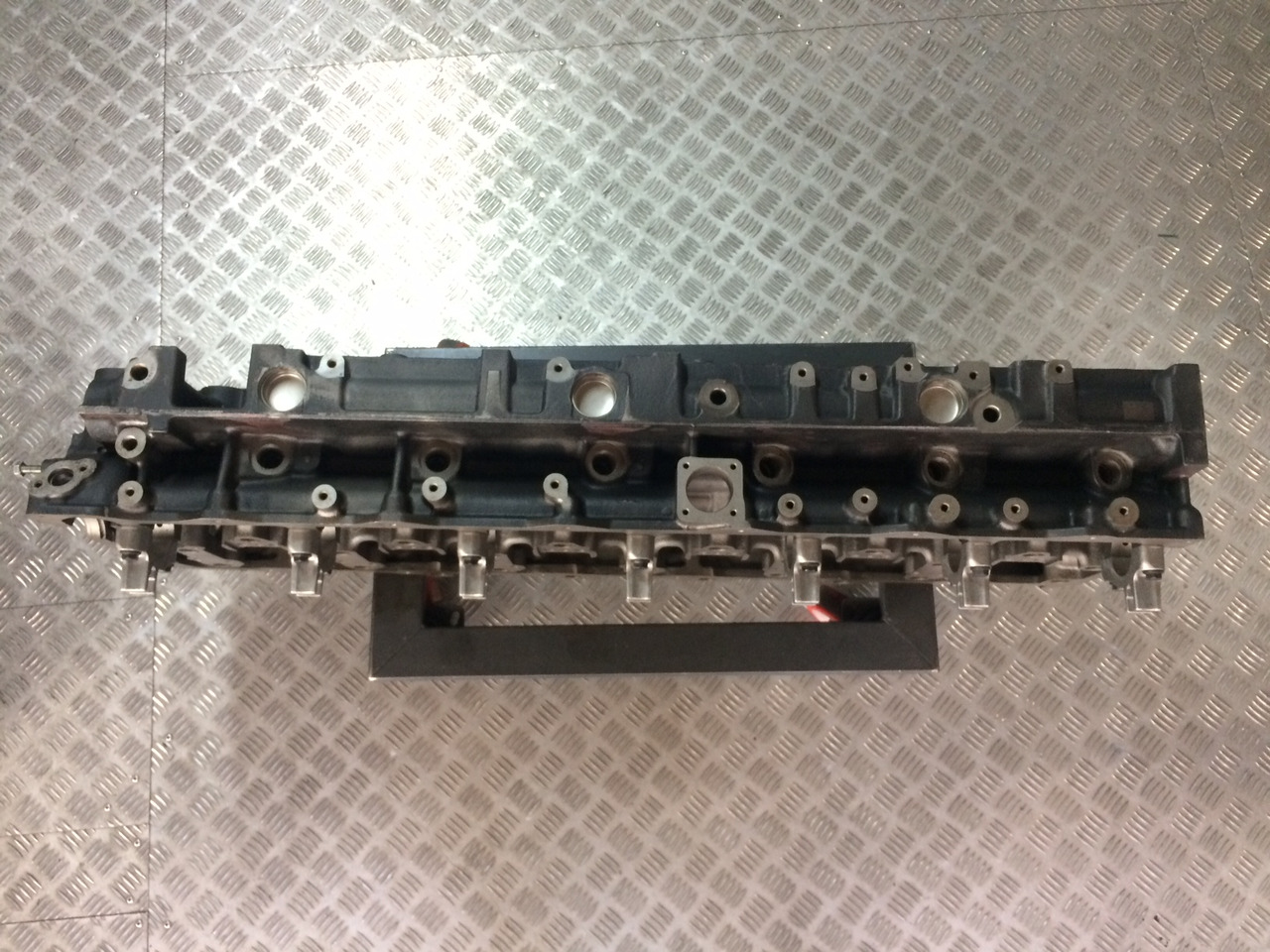 TESTATA MAN D2676 - EURO 6 - 70HZ - Cabezal de bloque: foto 2 TESTATA MAN D2676 - EURO 6 - 70HZ - Cabezal de bloque: foto 2