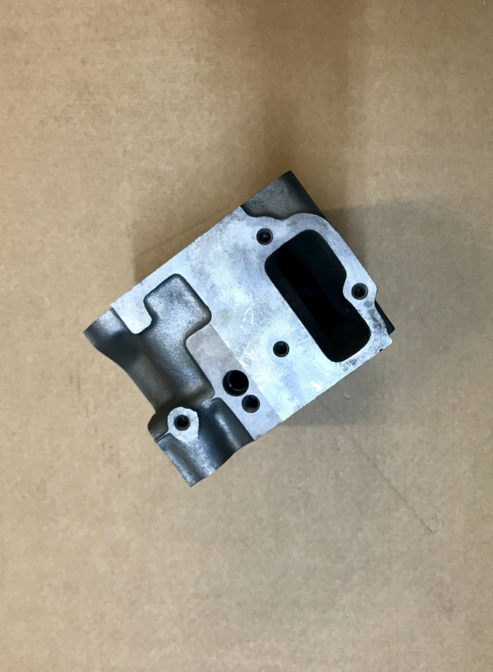 TESTATA MAN D2866 - D2876 - 4V - Cabezal de bloque: foto 3 TESTATA MAN D2866 - D2876 - 4V - Cabezal de bloque: foto 3