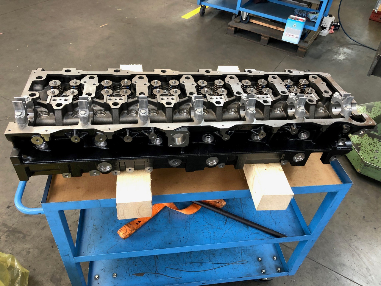 Cabezal de bloque TESTATA MOTORE MAN D2676 EURO6C: foto 7