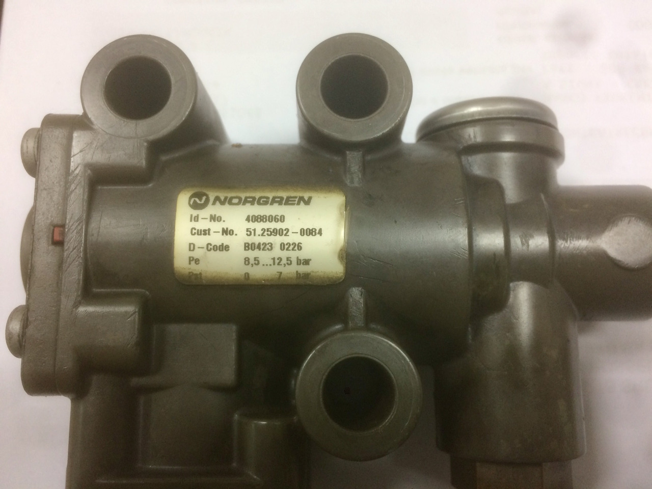 VALVOLA EGR MAN 51259020084 - 51259020123 - Válvula para Camión: foto 2 VALVOLA EGR MAN 51259020084 - 51259020123 - Válvula para Camión: foto 2