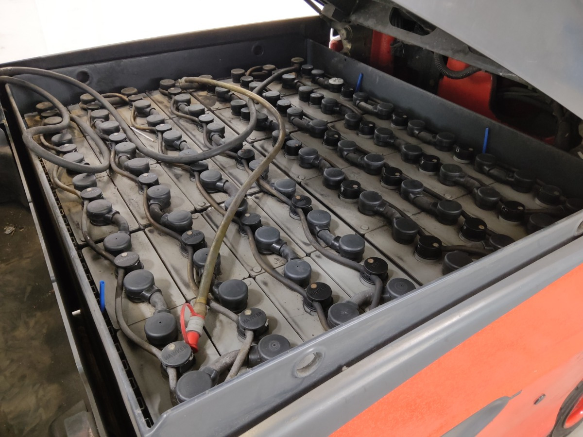 Linde E30HL-01/600 - Carretilla elevadora: foto 4 Linde E30HL-01/600 - Carretilla elevadora: foto 4