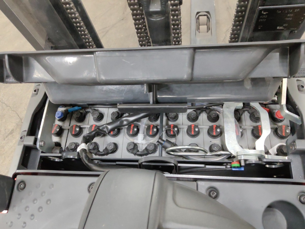 Linde L14SP - Apilador: foto 4 Linde L14SP - Apilador: foto 4