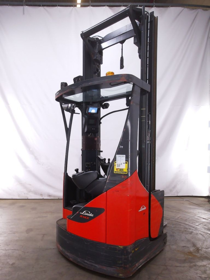 Linde R14X-03 - Retráctil: foto 2 Linde R14X-03 - Retráctil: foto 2
