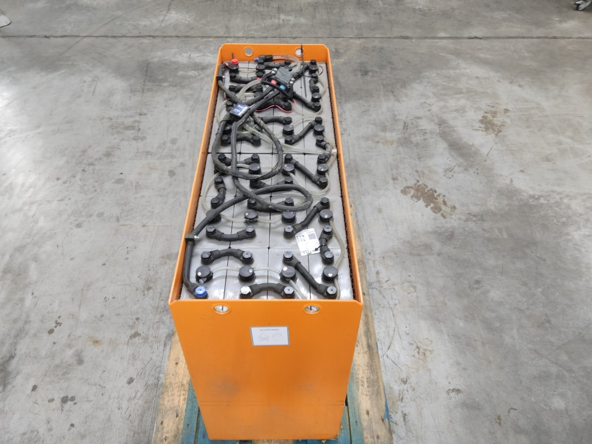 Sbs 48V775AH - Acumulador para Equipo de manutención: foto 3 Sbs 48V775AH - Acumulador para Equipo de manutención: foto 3