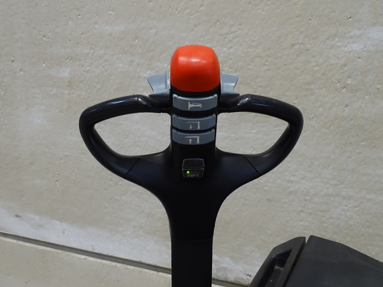 Still ECU16 - Transpaleta: foto 3 Still ECU16 - Transpaleta: foto 3