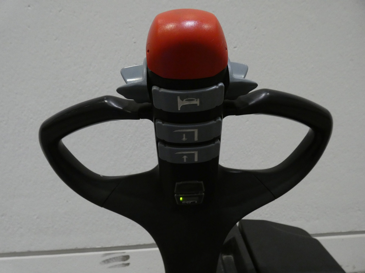 Still ECU16 - Transpaleta: foto 3 Still ECU16 - Transpaleta: foto 3