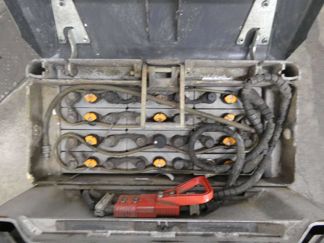 Still EXU-S24/2400MM - Transpaleta: foto 4 Still EXU-S24/2400MM - Transpaleta: foto 4