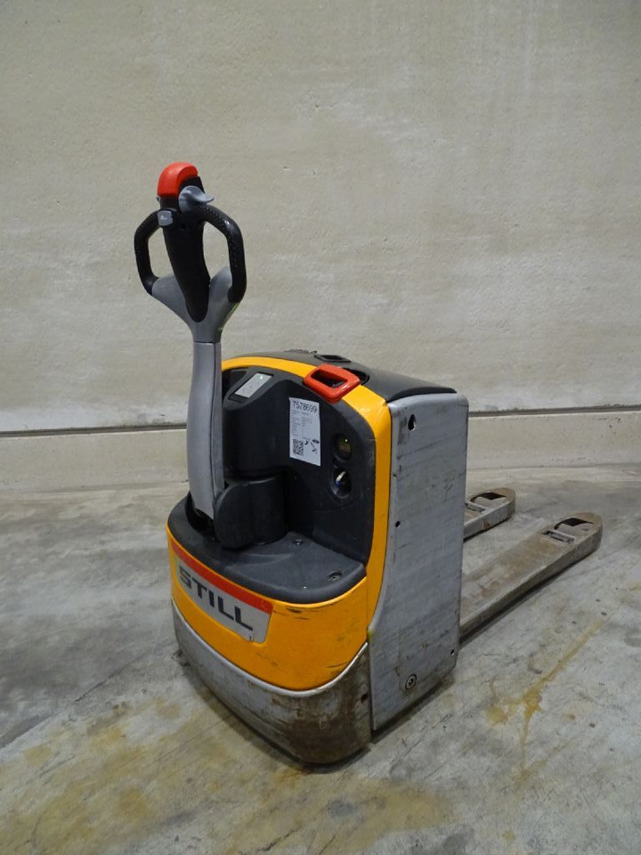 Still EXU16 - Transpaleta: foto 2 Still EXU16 - Transpaleta: foto 2