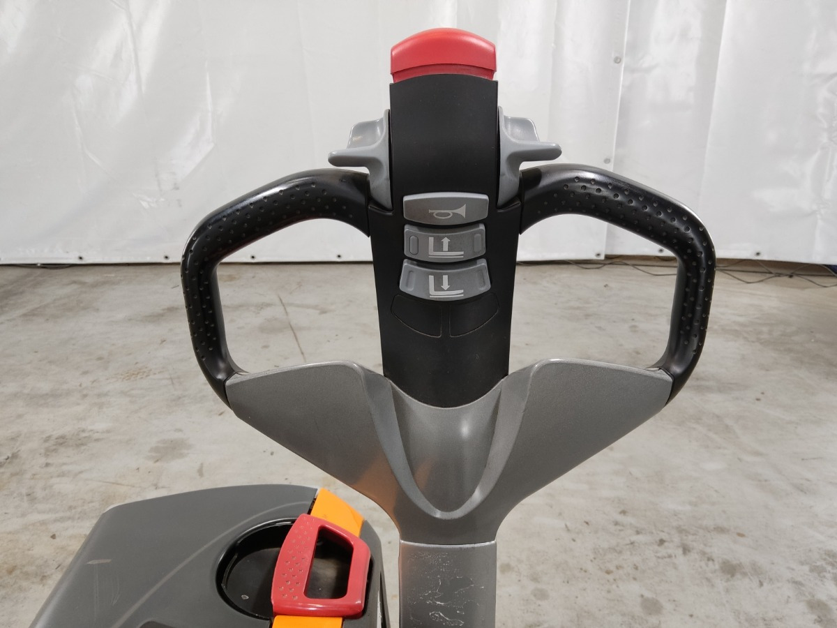 Still EXU18 - Transpaleta: foto 3 Still EXU18 - Transpaleta: foto 3