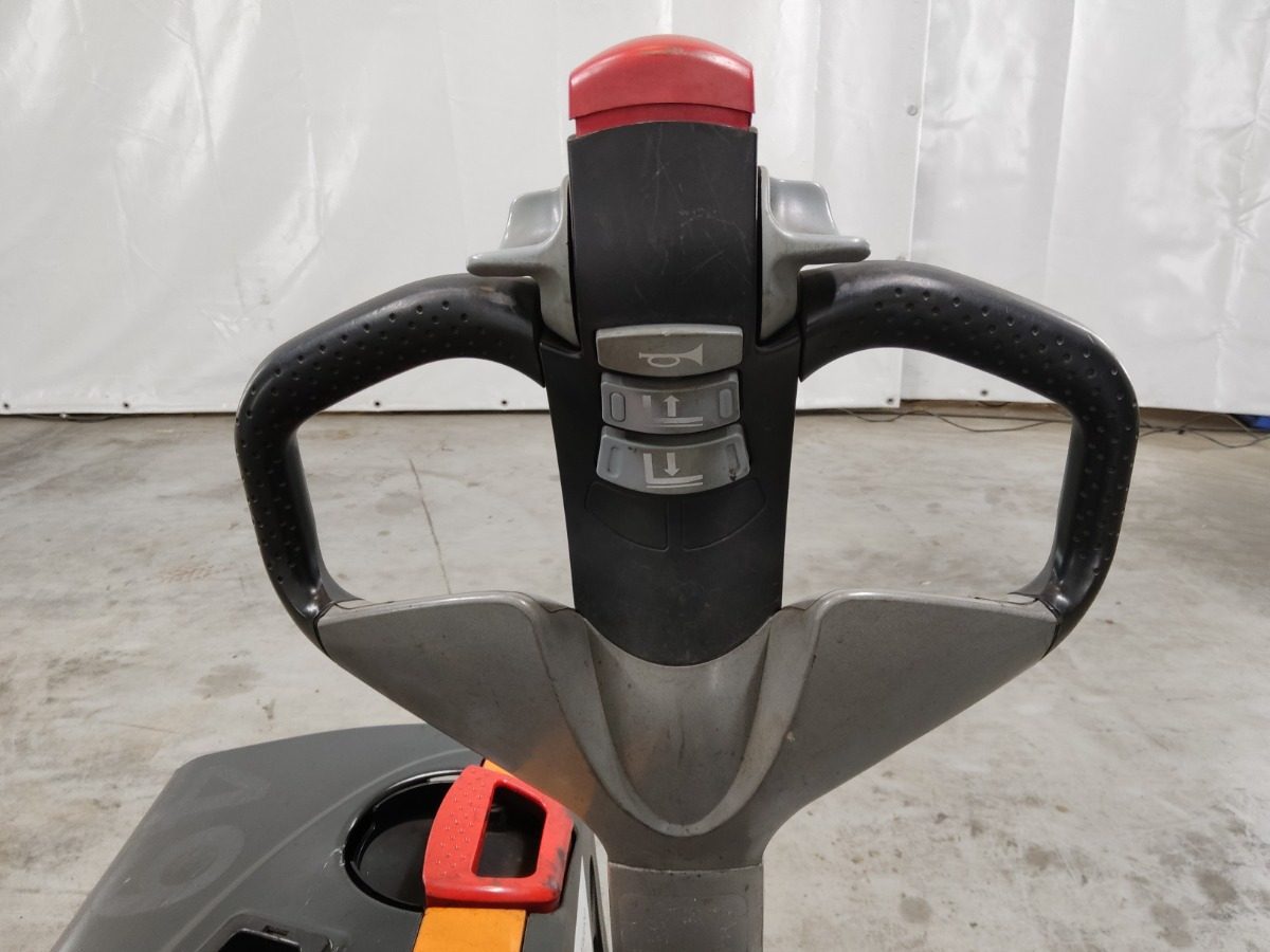 Still EXU20 - Transpaleta: foto 3 Still EXU20 - Transpaleta: foto 3