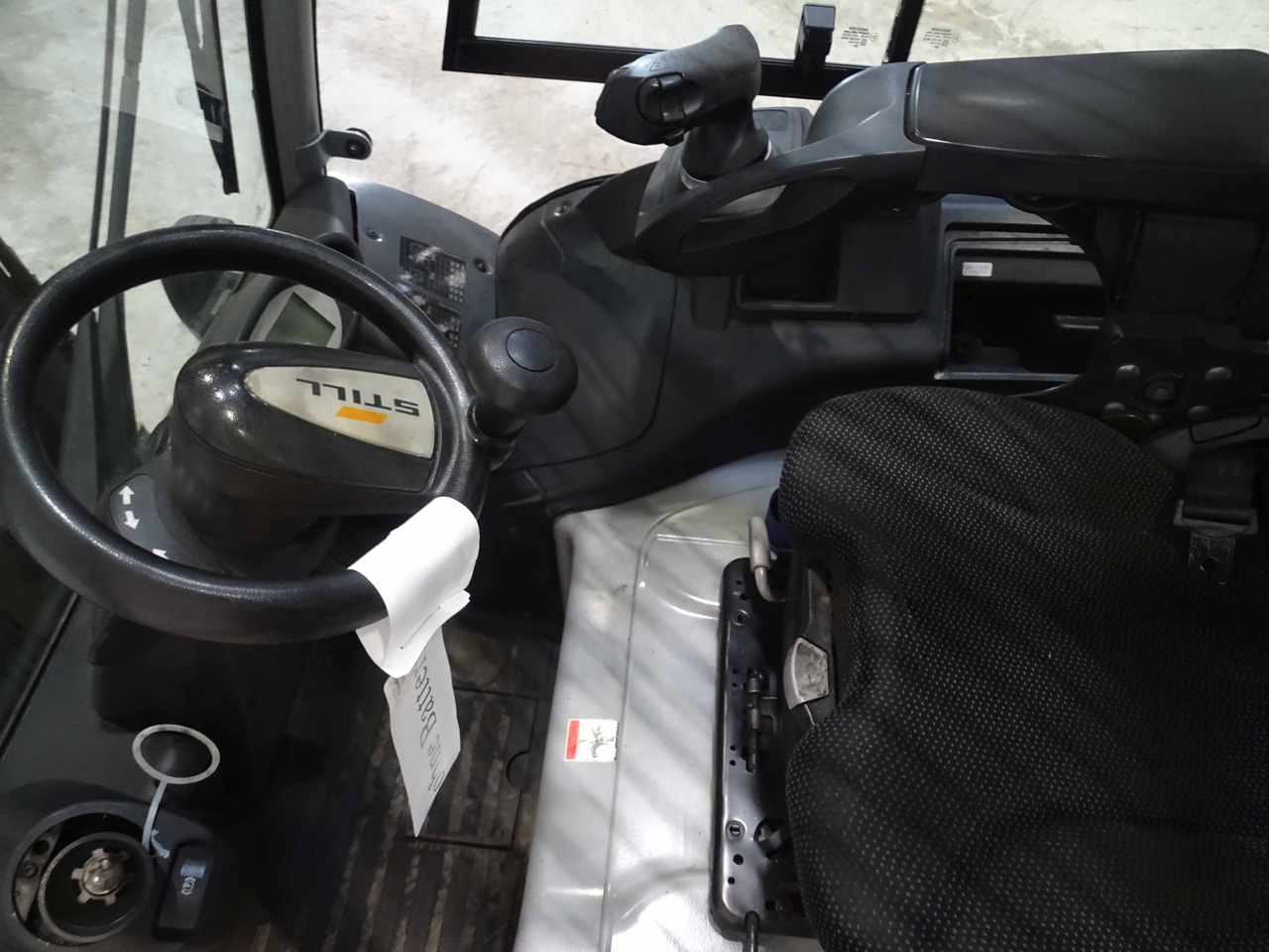 Still RX60-25 - Carretilla elevadora eléctrica: foto 3 Still RX60-25 - Carretilla elevadora eléctrica: foto 3