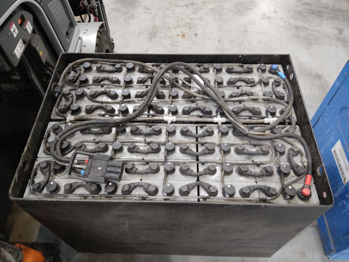 Still RX60-30 - Carretilla elevadora eléctrica: foto 4 Still RX60-30 - Carretilla elevadora eléctrica: foto 4