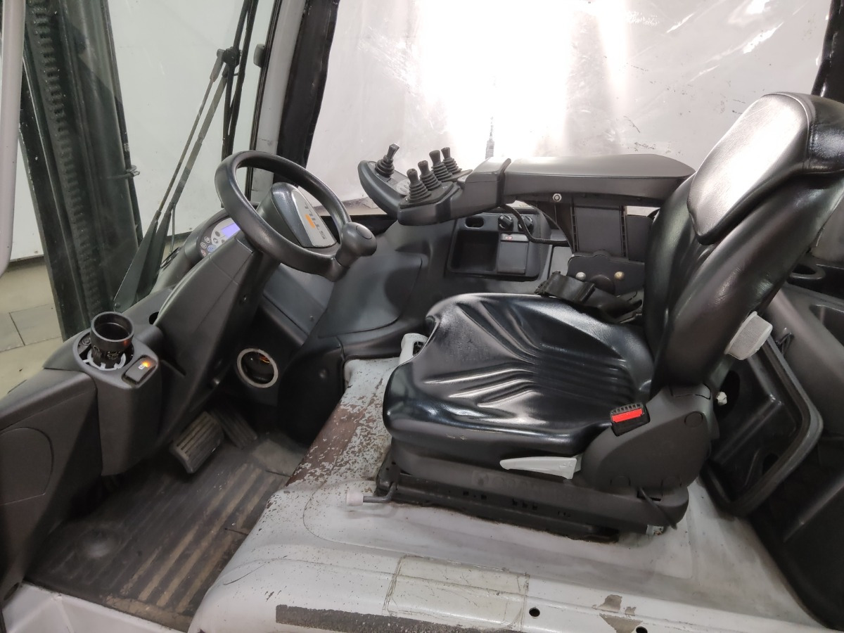 Still RX60-30L - Carretilla elevadora eléctrica: foto 3 Still RX60-30L - Carretilla elevadora eléctrica: foto 3