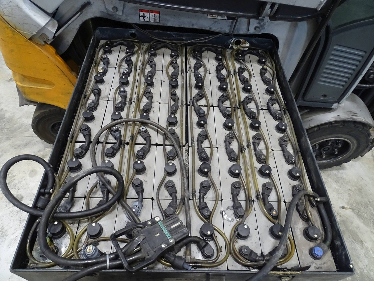 Still RX60-30L - Carretilla elevadora eléctrica: foto 4 Still RX60-30L - Carretilla elevadora eléctrica: foto 4