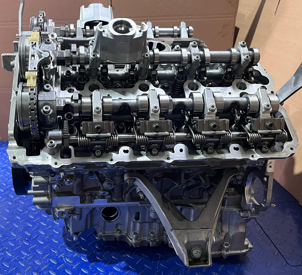 BMW Motor S63B44B Euro 6 - Motor: foto 5 BMW Motor S63B44B Euro 6 - Motor: foto 5