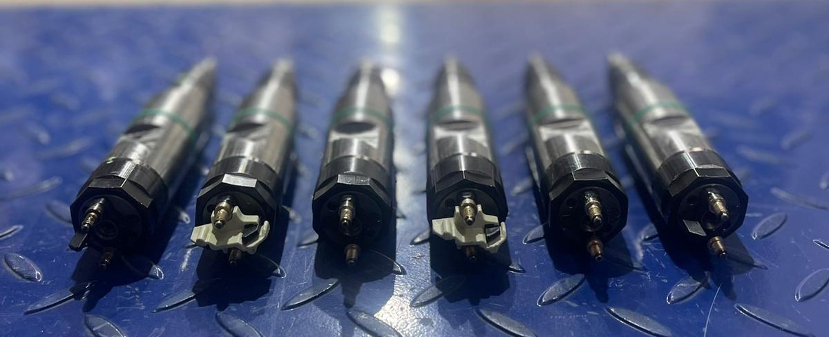 LIEBHERR Injector 600D1 10138687 - Inyector para Maquinaria de construcción: foto 3 LIEBHERR Injector 600D1 10138687 - Inyector para Maquinaria de construcción: foto 3