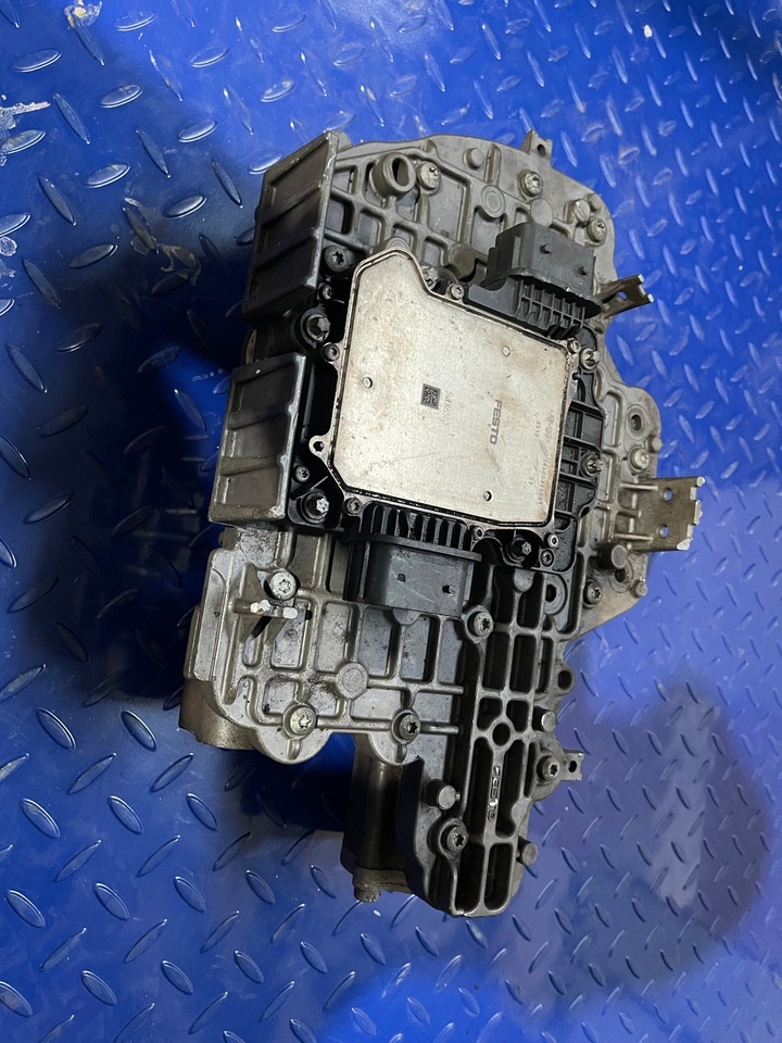 Mercedes Actros Arocs Euro 6 FESTO TCM VIRGIN Gear Selector 4463534021 Gear Selector a0204461109 - Caja de cambios y piezas para Camión: foto 1 Mercedes Actros Arocs Euro 6 FESTO TCM VIRGIN Gear Selector 4463534021 Gear Selector a0204461109 - Caja de cambios y piezas para Camión: foto 1