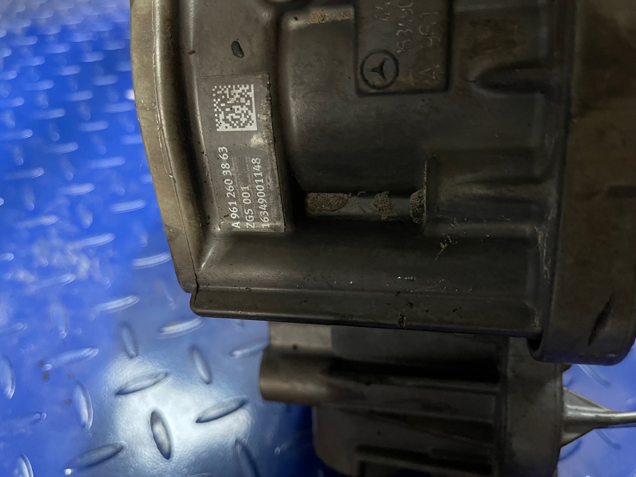 Mercedes Actros Arocs Euro 6 FESTO TCM VIRGIN Gear Selector 4463534021 Gear Selector a0204461109 - Caja de cambios y piezas para Camión: foto 2 Mercedes Actros Arocs Euro 6 FESTO TCM VIRGIN Gear Selector 4463534021 Gear Selector a0204461109 - Caja de cambios y piezas para Camión: foto 2