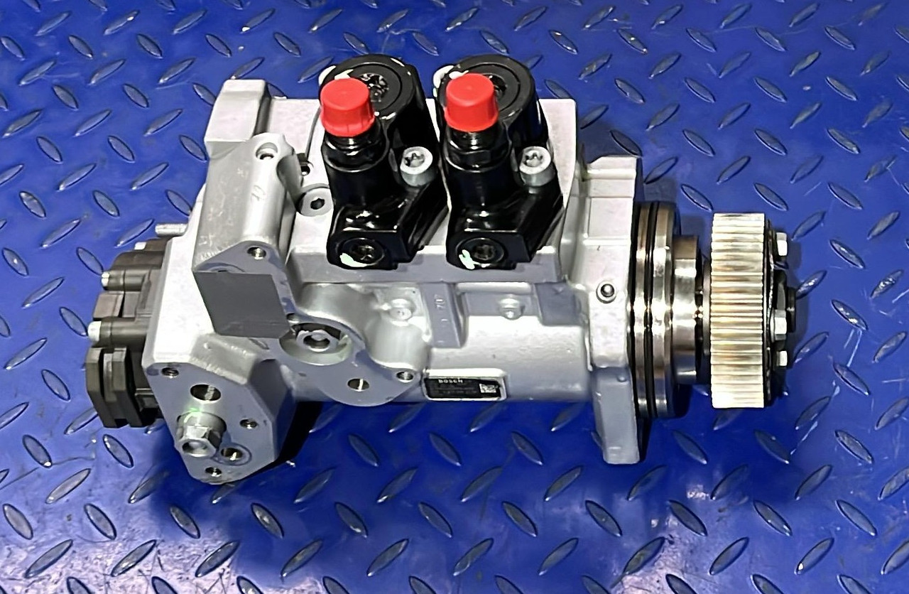 Mercedes Actros MP4 Diesel Pump A4700902150 Euro 6 - Bomba de combustible: foto 1 Mercedes Actros MP4 Diesel Pump A4700902150 Euro 6 - Bomba de combustible: foto 1