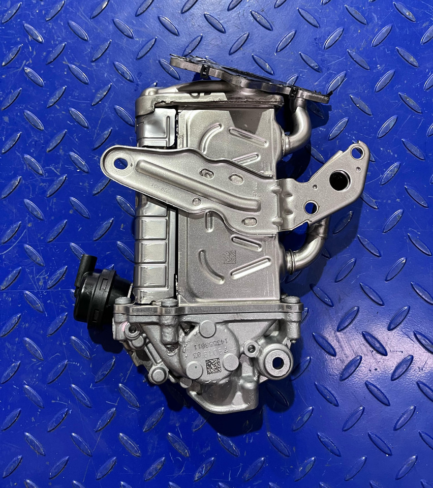 Mercedes Benz EGR Radiator A6541409200 - Enfriador EGR: foto 2 Mercedes Benz EGR Radiator A6541409200 - Enfriador EGR: foto 2